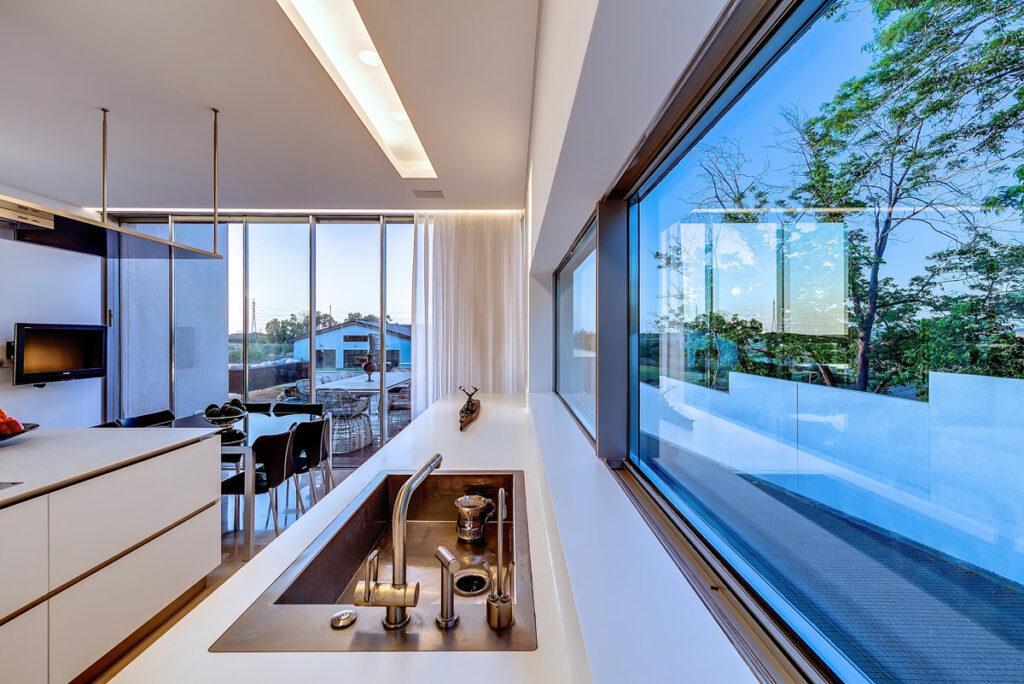 Gợi ý thiết kế nội thất phòng bếp biệt thự mới nhất 2022!